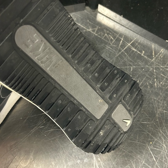 Nike Air Max LTD Size 10.5 Men - Picture 10 of 11